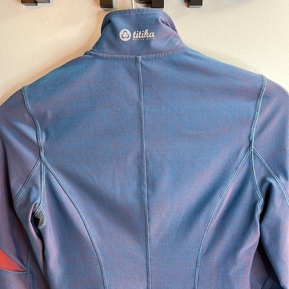 TITIKA Athletic Zip Up Iridescent Jacket Size Small - Picture 5 of 10